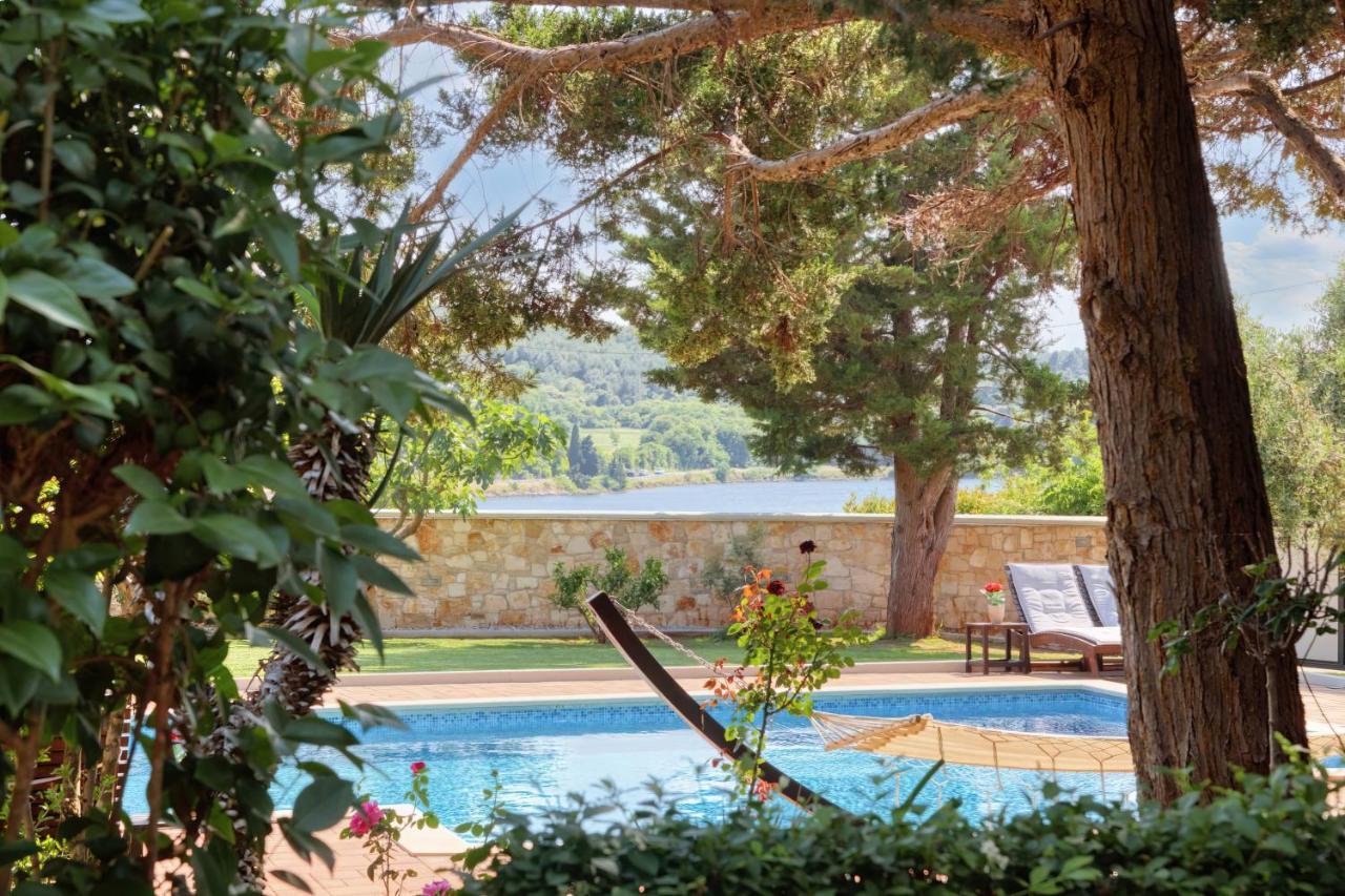 Holiday Home Giardino Marino Pomer Bagian luar foto